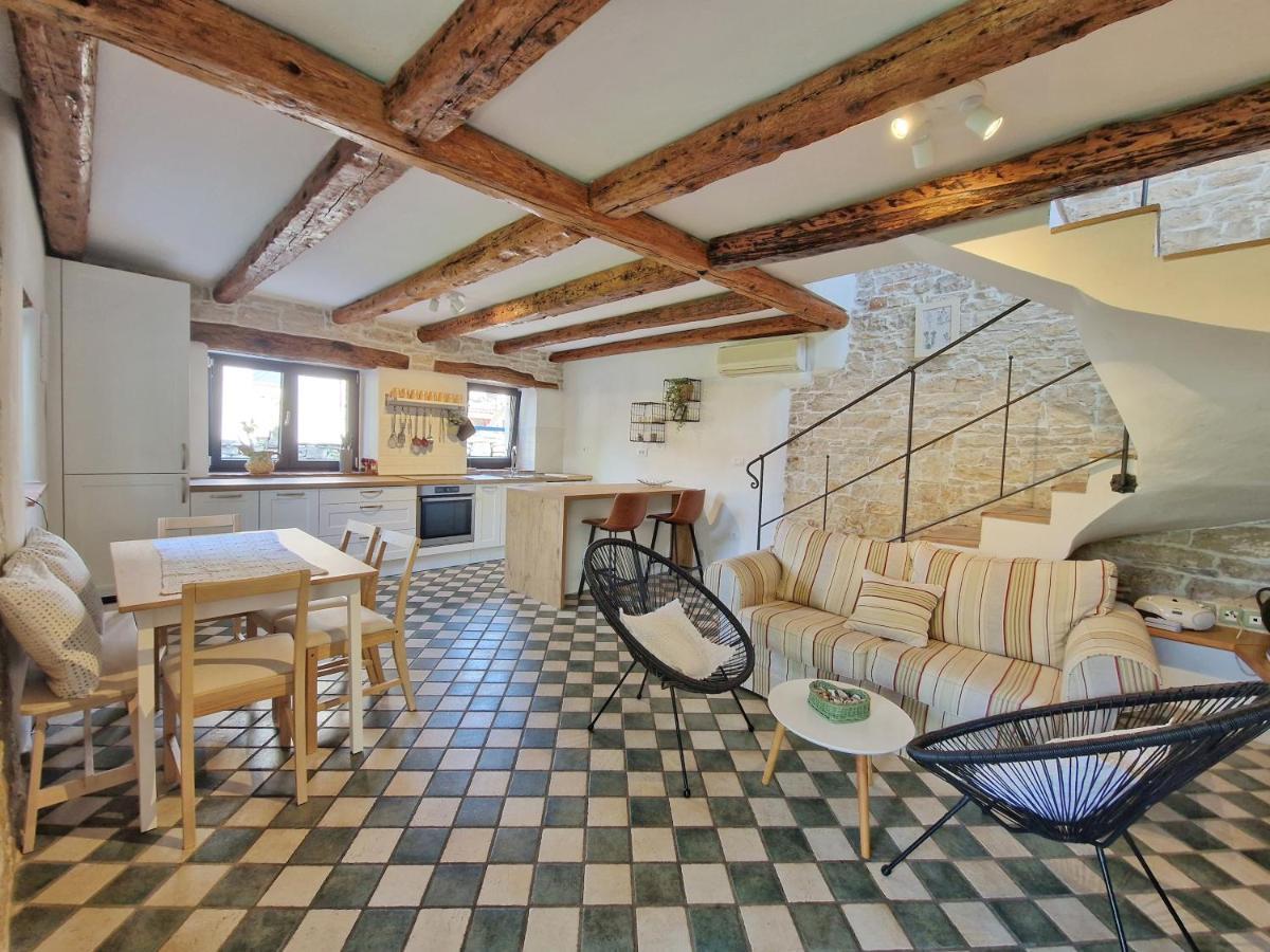 Villa Lucija 罗维尼村 外观 照片